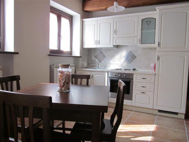 Pietra Maula Agriturismo Castelraimondo Quarto foto